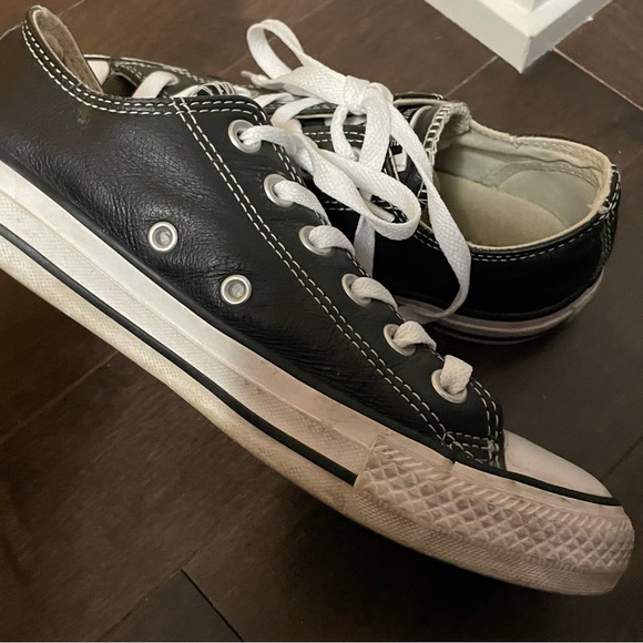 Converse Chuck Taylor All Star Low Top Black Leather Sneakers Wen 7 Men 5 - Picture 4 of 13